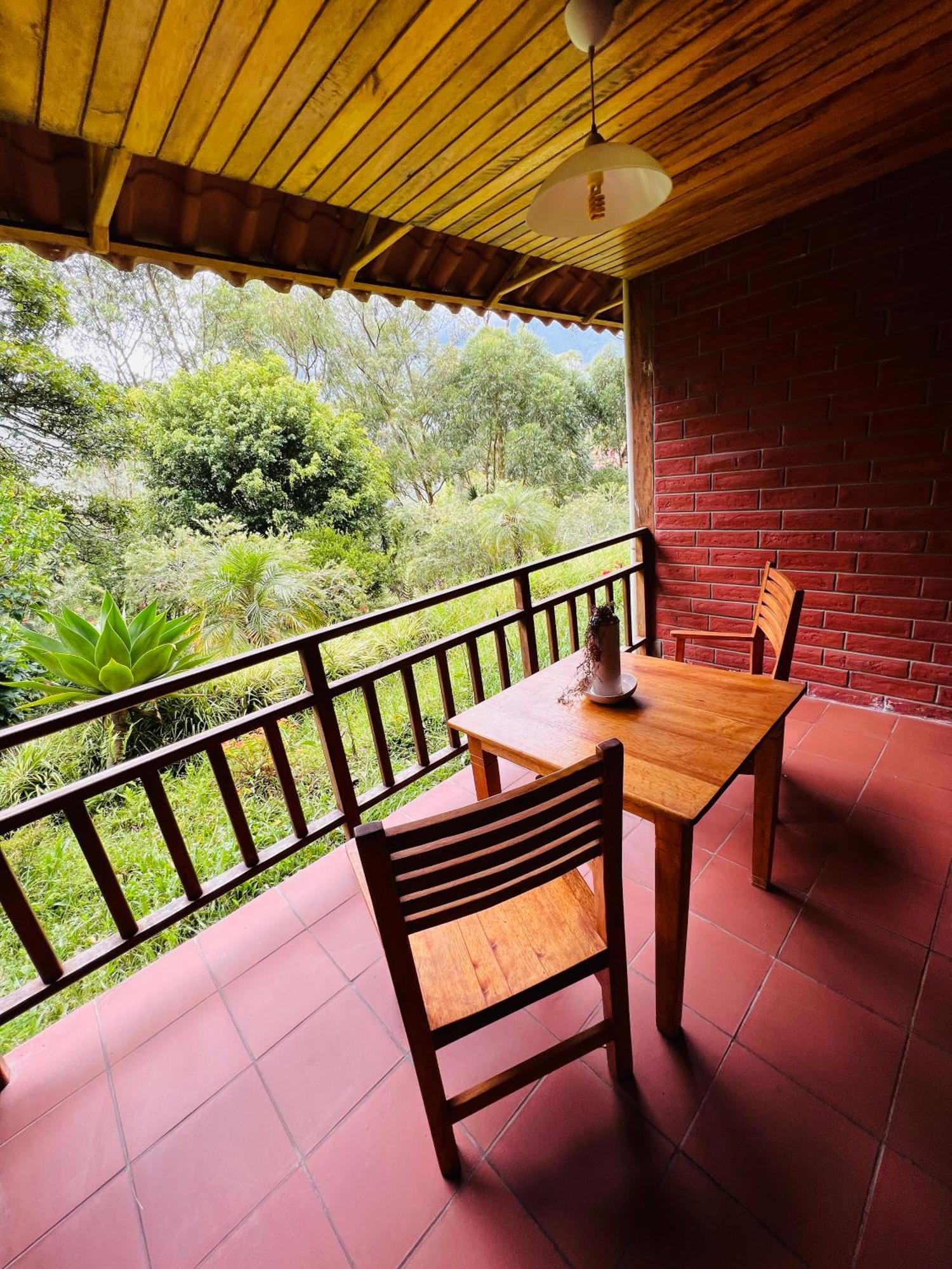 Mama Tungu Hotel